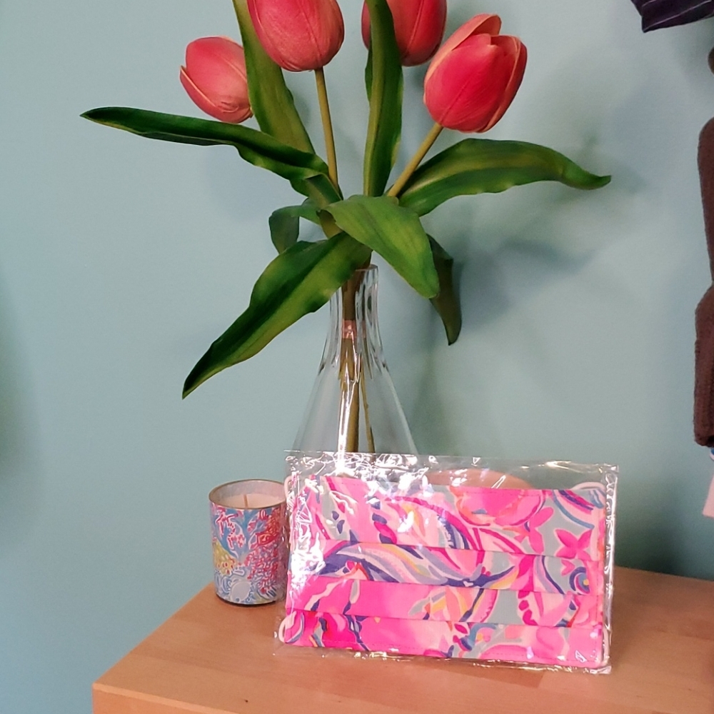 New Lilly Pulitzer Face Mask